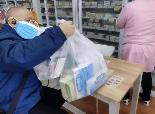 兒子買藥遇阻，父親直接安排3公斤，全班跟著沾光，